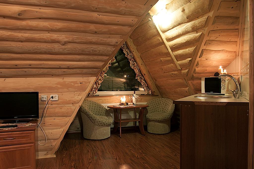 Bed and Breakfast Bukowianski Dworek Буковина-Татшаньска Номер фото