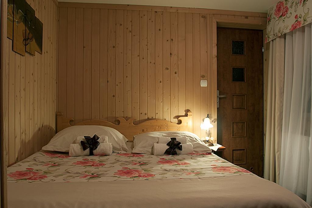 Bed and Breakfast Bukowianski Dworek Буковина-Татшаньска Номер фото